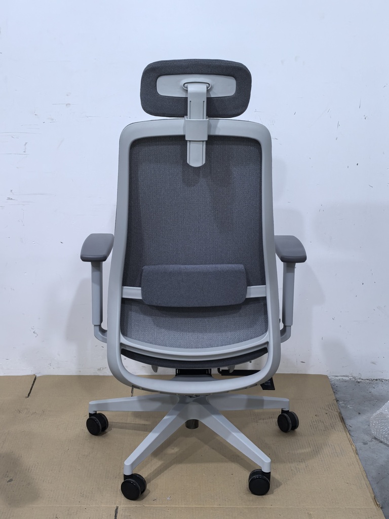 SILLA DE OFICINA EJECUTIVA CASSIAN CON CABECERA（TODA GRIS）