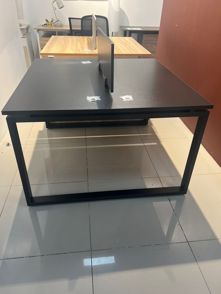 WORKSTATION DE 2/P MODELO WARNOCK -ZYZ-001 NEGRO(1.20x1.20x0.75cm)